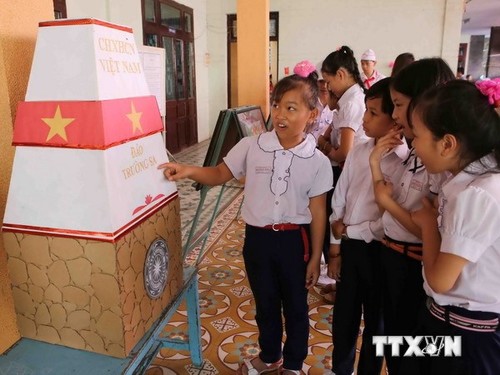 Aufklärung über Insel- und Meeresgebiete für Kinder - ảnh 1